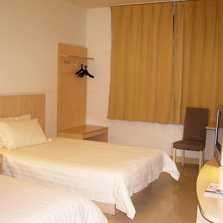 Jinjiang Inn - Qingdao Xiangjiang Road Екстер'єр фото