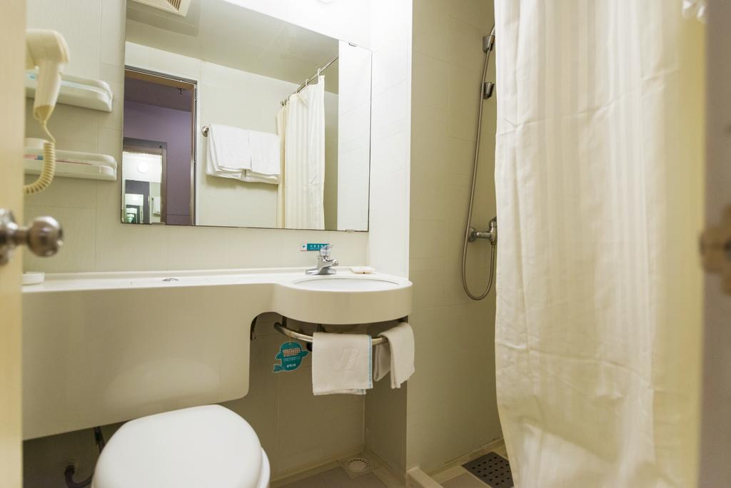 Jinjiang Inn - Qingdao Xiangjiang Road Екстер'єр фото